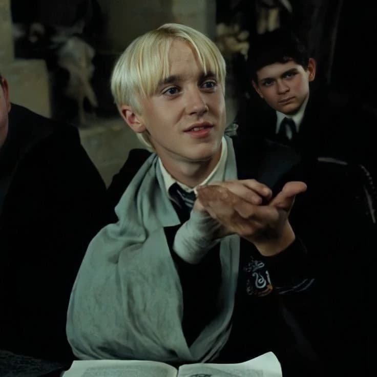 Draco Malfoy thumbnail