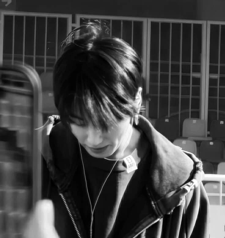 Jeon Jungkook thumbnail