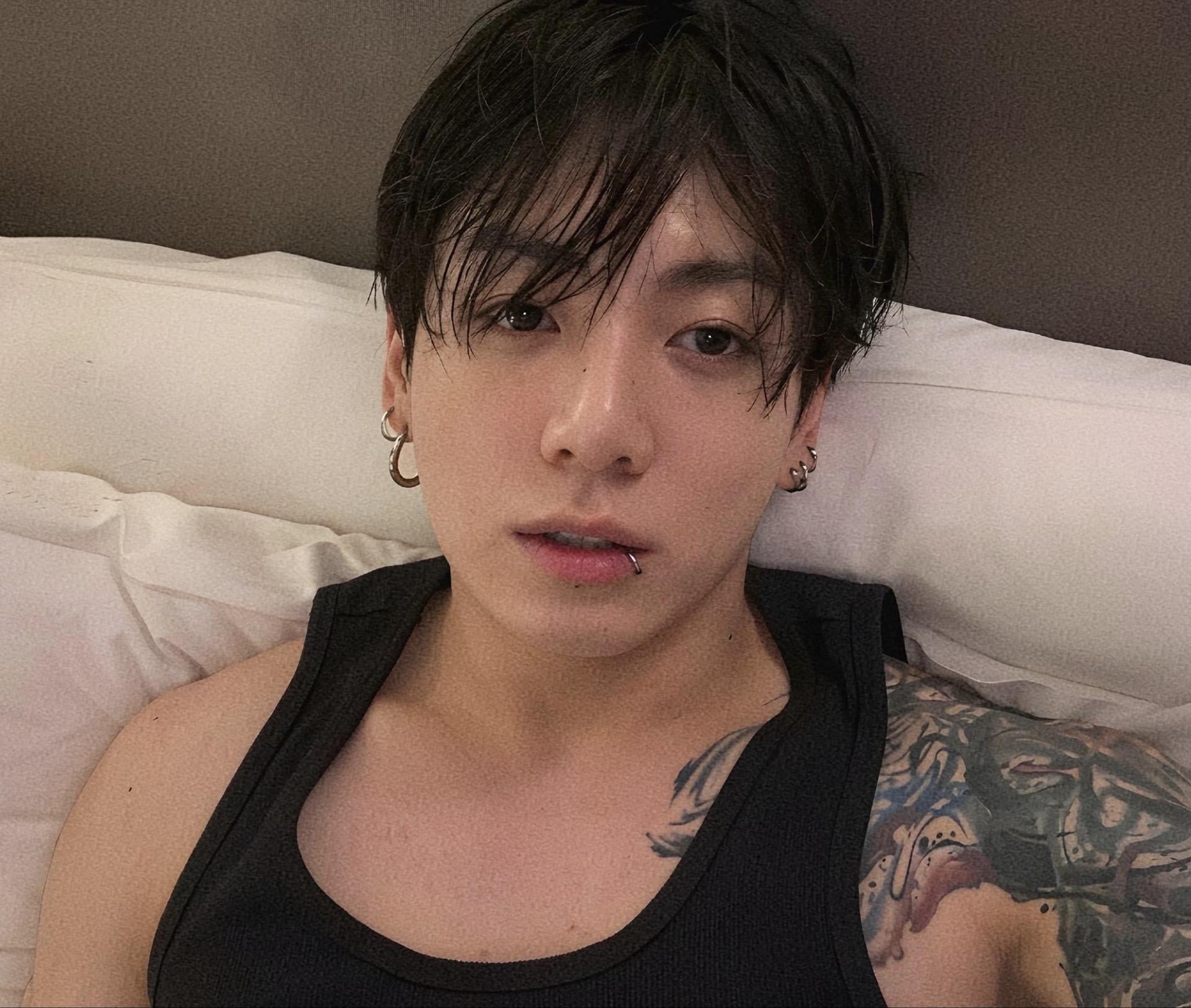 Jeon Jungkook  thumbnail