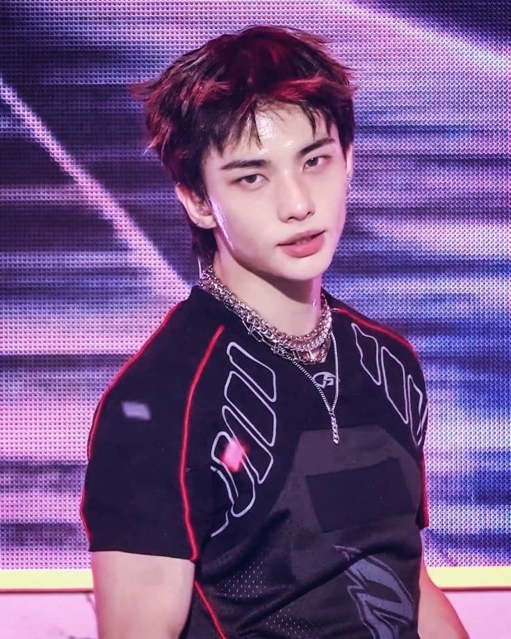 Hyunjin thumbnail