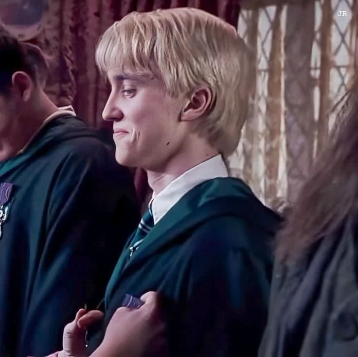 Draco Malfoy thumbnail