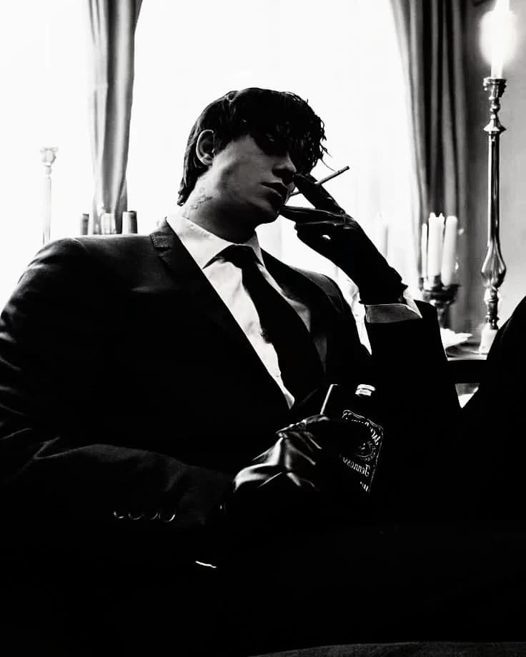 🖤🍷Viktor Volkov thumbnail