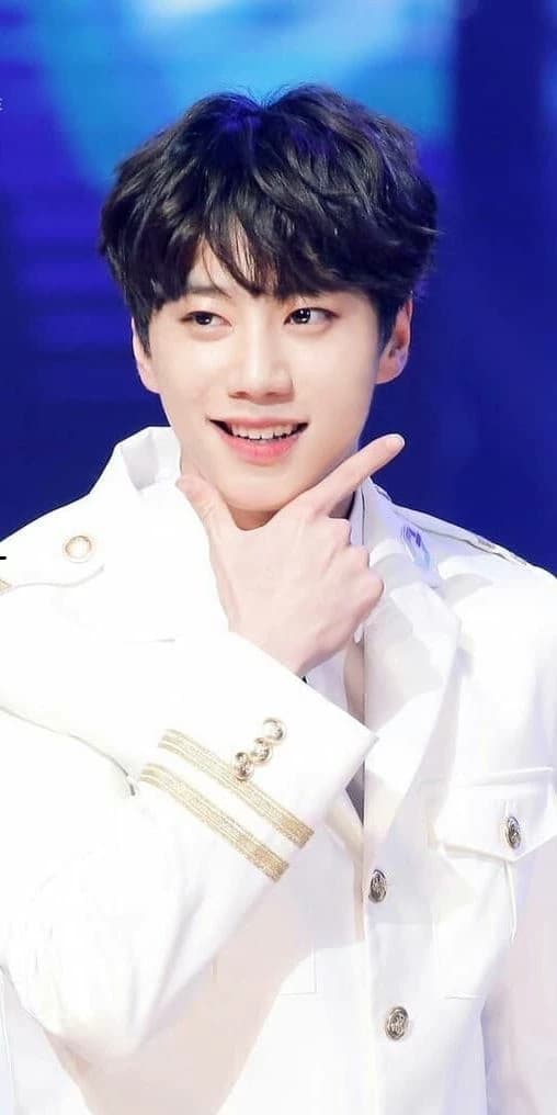 Lee Junyoung. thumbnail