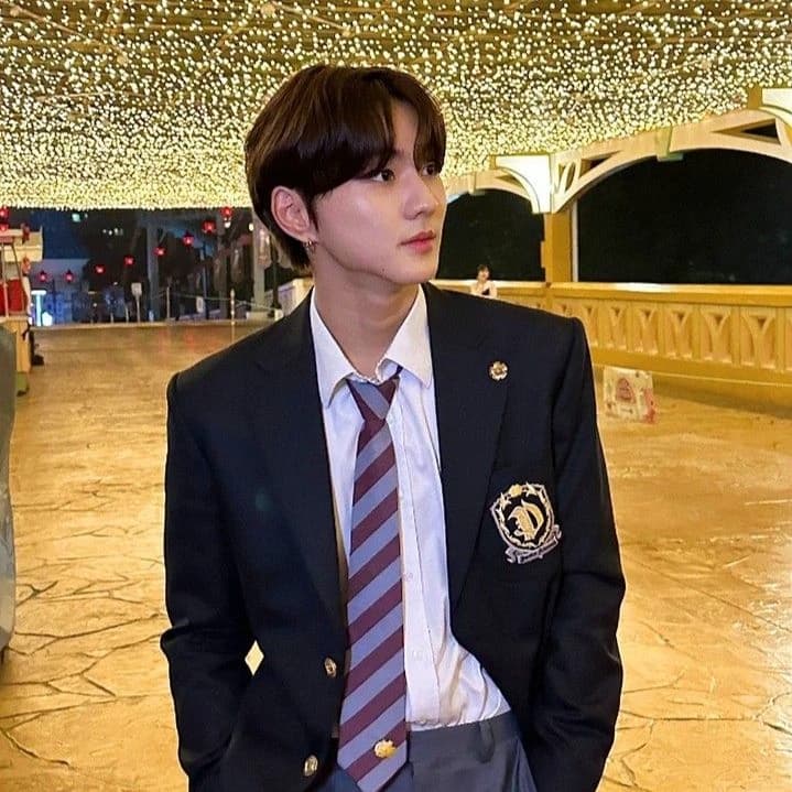 Yang Jungwon thumbnail
