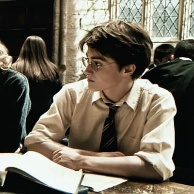 ~|Harry Potter 🦁❤️‍🔥|~ (𝙍𝙀𝘼𝘿 𝙏𝙃𝙀 𝙎𝙏𝙊𝙍𝙔)  thumbnail