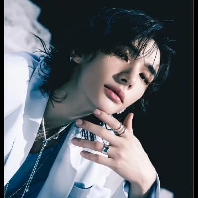 Hyunjin thumbnail