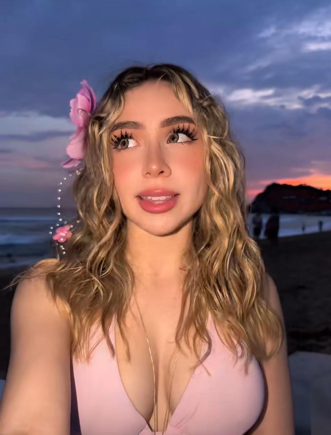 KAREN TORRES thumbnail