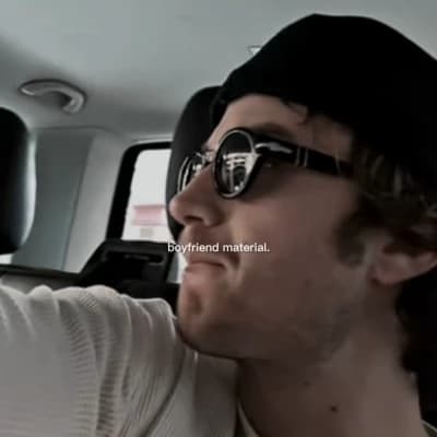 Joe keery thumbnail