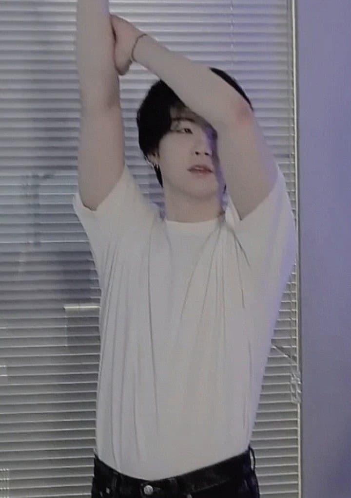 Yoongi  thumbnail