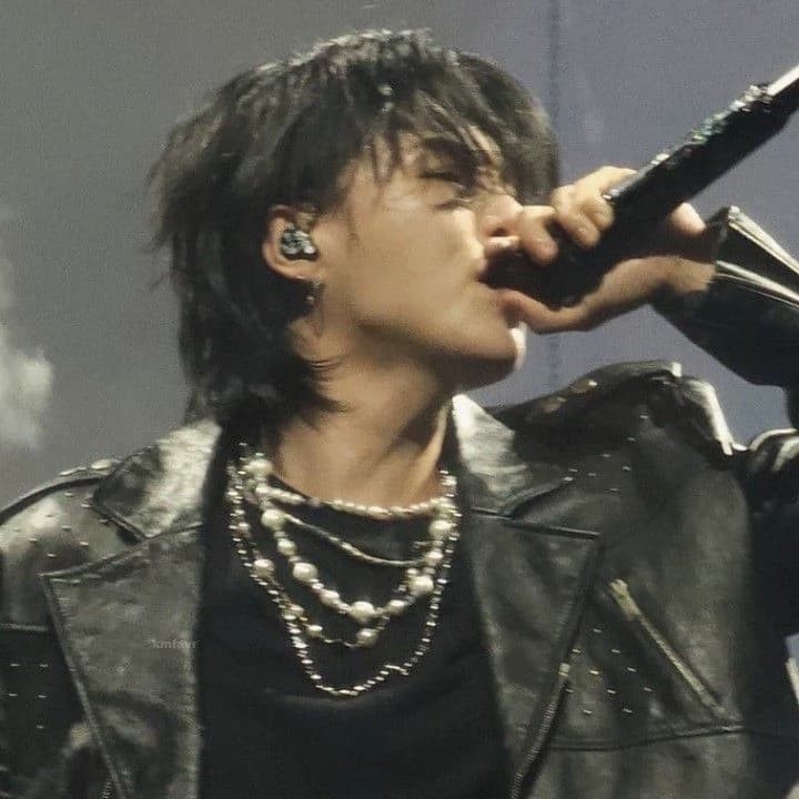 Min Yoongi thumbnail