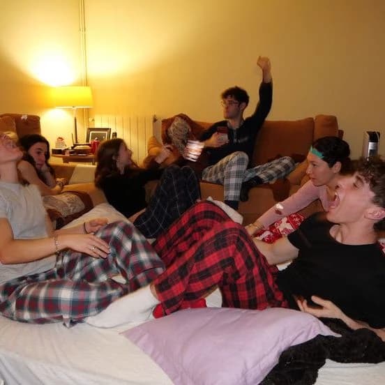 group of friends thumbnail