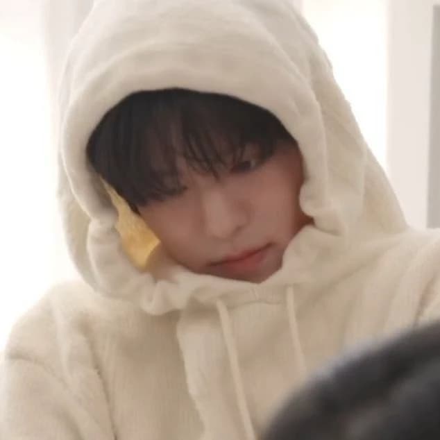 Seungmin // 💔 thumbnail