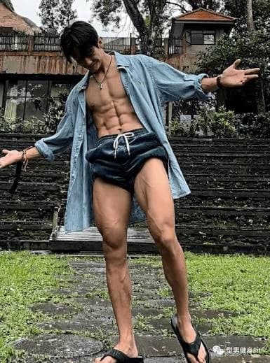 Jun-hon thumbnail