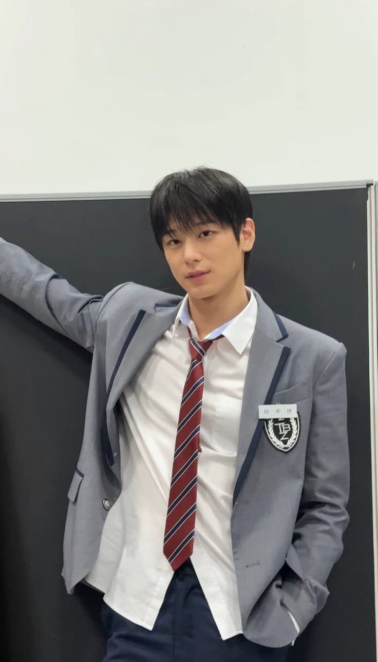 Lee Juyeon thumbnail