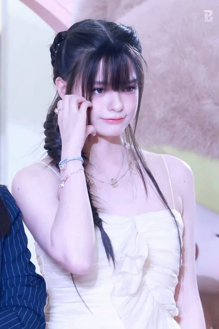 Becky armstrong | GL THAI thumbnail