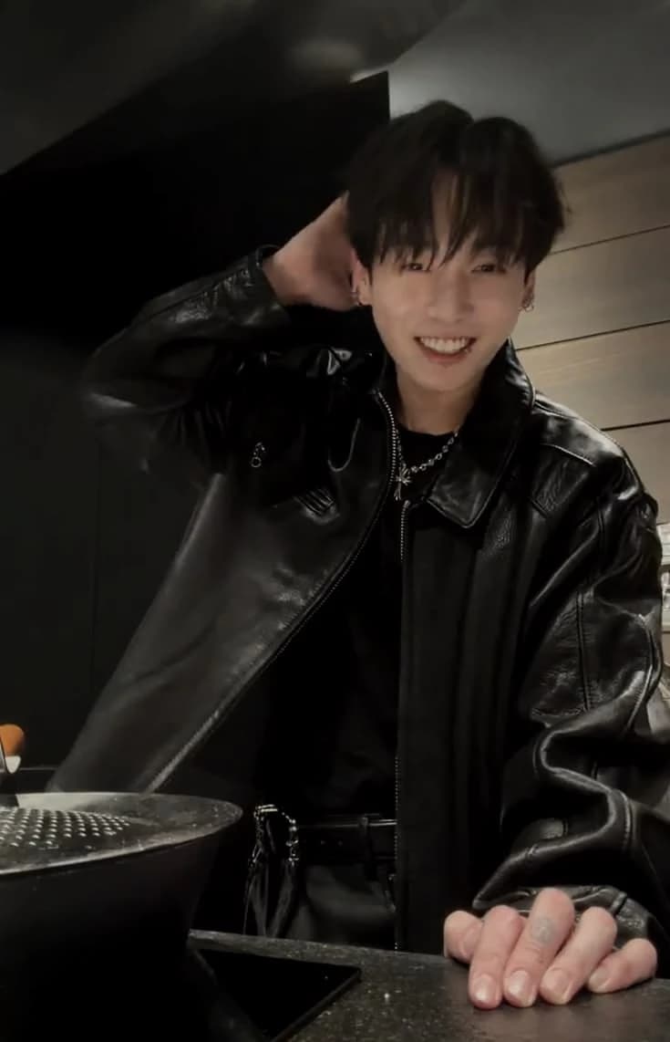 Jeon Jungkook thumbnail