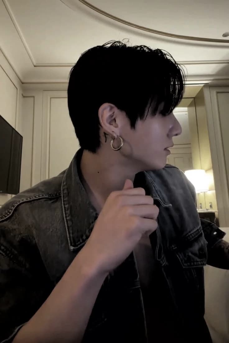 Jeon Jungkook thumbnail