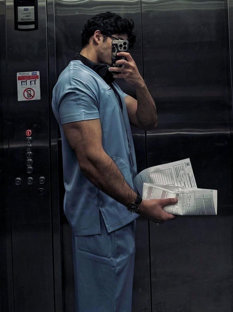 Dr. Elias Reed thumbnail
