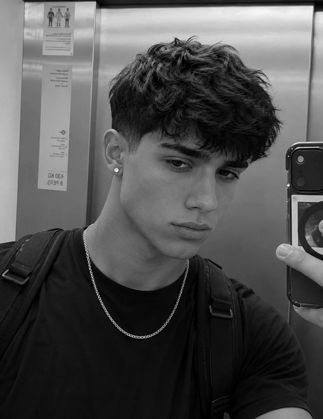 Alex thumbnail