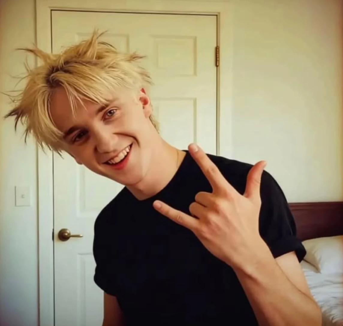 Draco Malfoy thumbnail