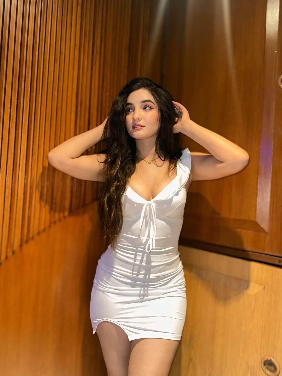Call Girls In Sector 47 Noida 9910359776 Noida Escorts Service 24/7 thumbnail
