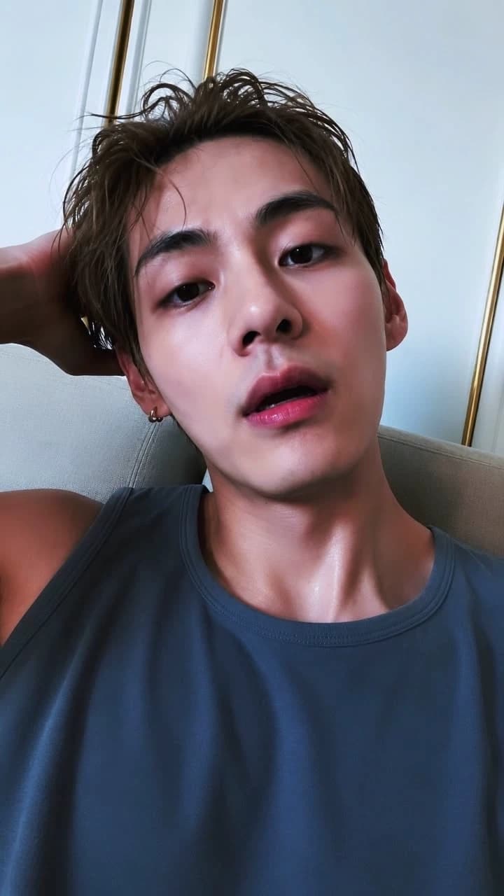 Taehyung thumbnail