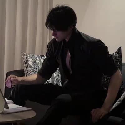 Han-Lin (韩霖) thumbnail