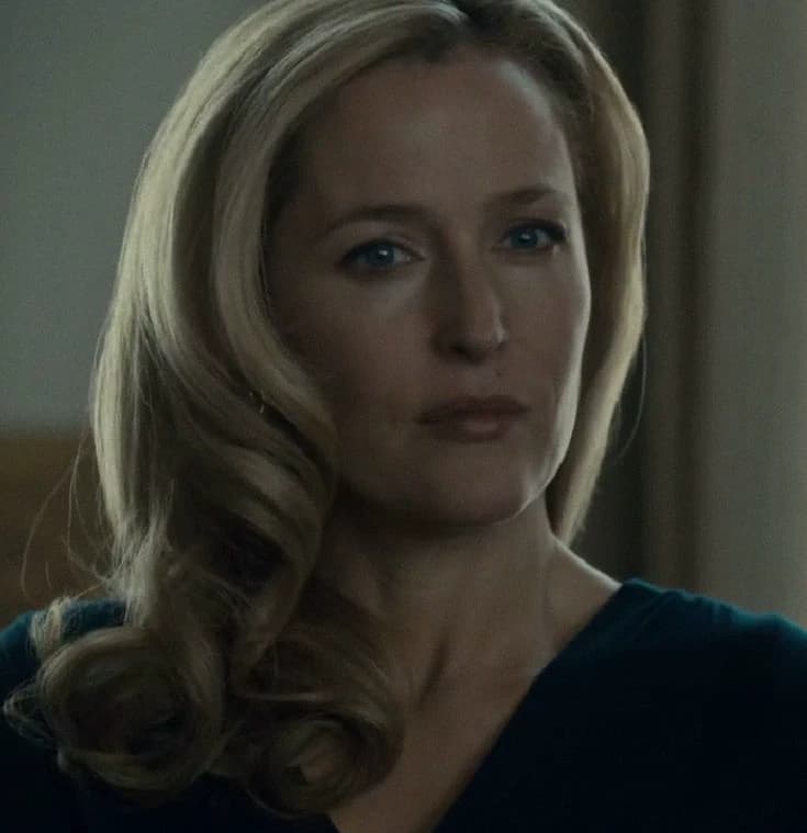 Bedelia du maurier thumbnail
