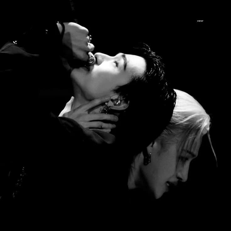 Hyunjin x Bangchan thumbnail