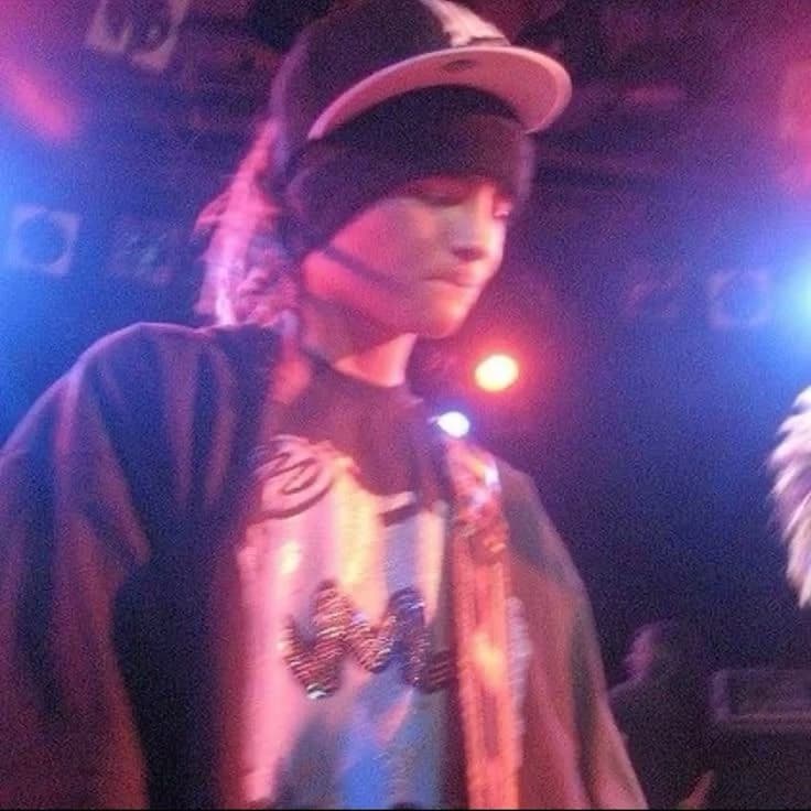  Tom kaulitz  thumbnail