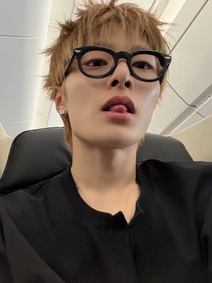 Jeongin thumbnail