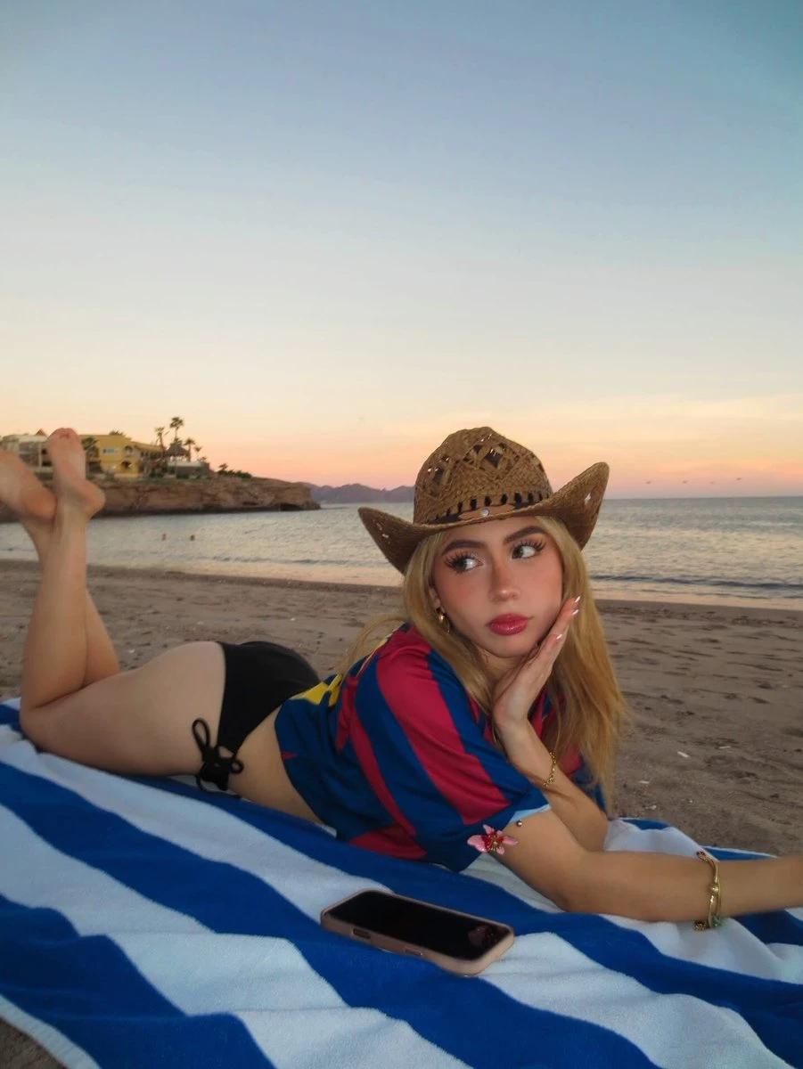 karen torres) thumbnail