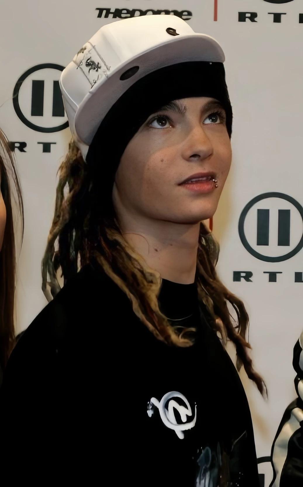 tom kaulitz - classmate thumbnail