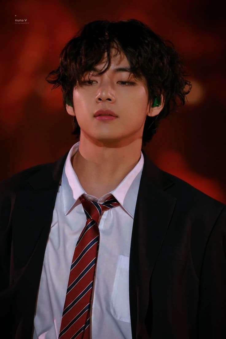 Kim Taehyung thumbnail