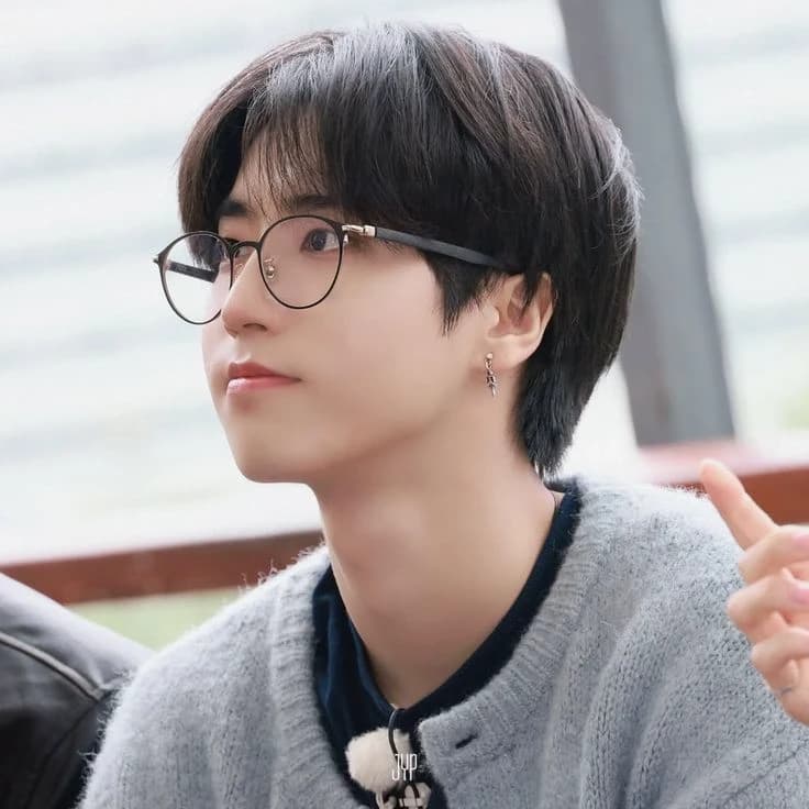 Han Jisung thumbnail