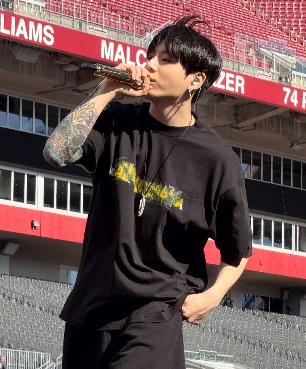 cousin  Jeon Jungkook   thumbnail