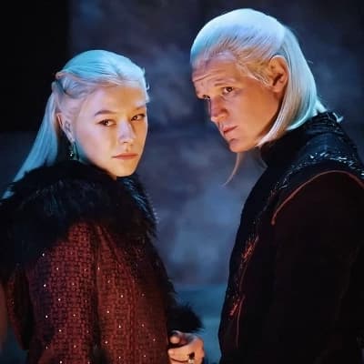 Rhaenyra y Daemon Targaryen | Tus padres thumbnail