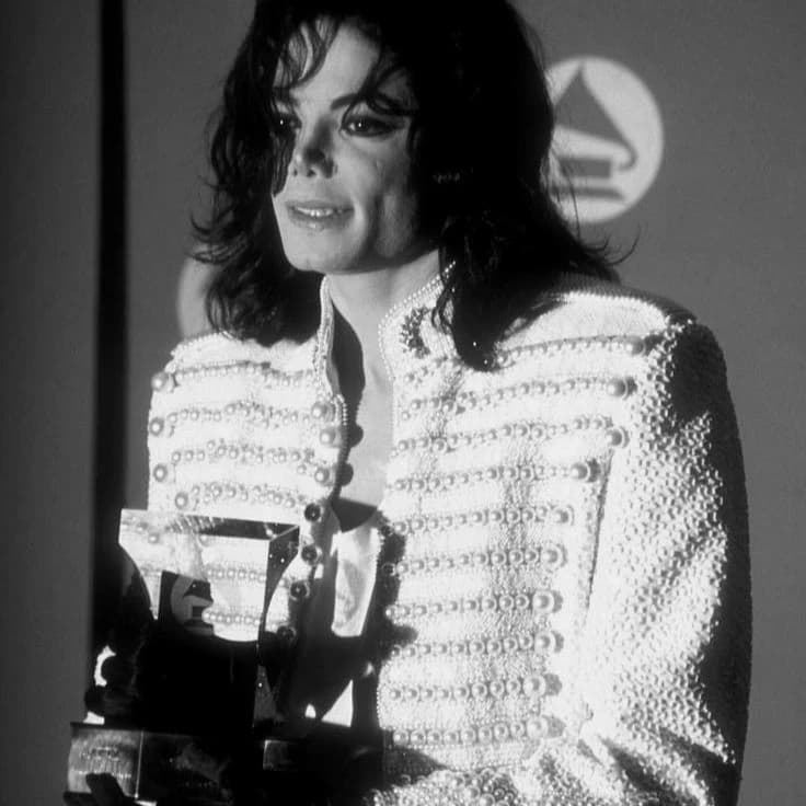 Michael Jackson . thumbnail