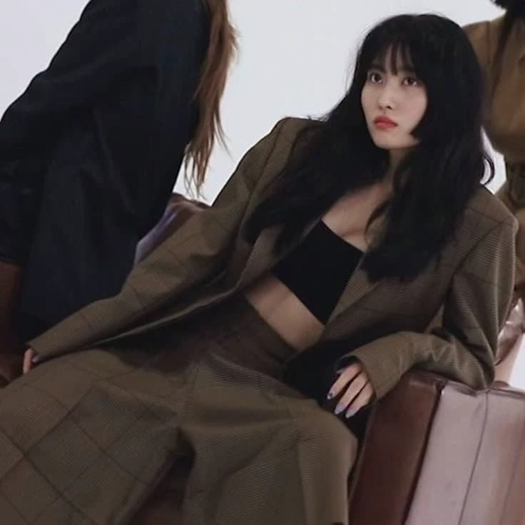 Momo thumbnail