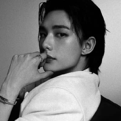 Hwang Hyunjin thumbnail