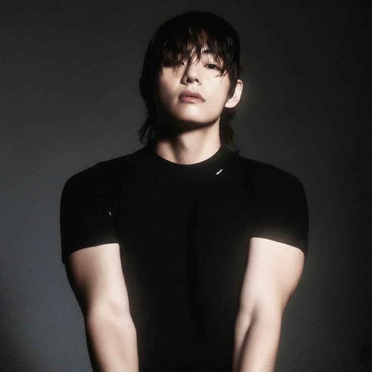 Kim Taehyung thumbnail