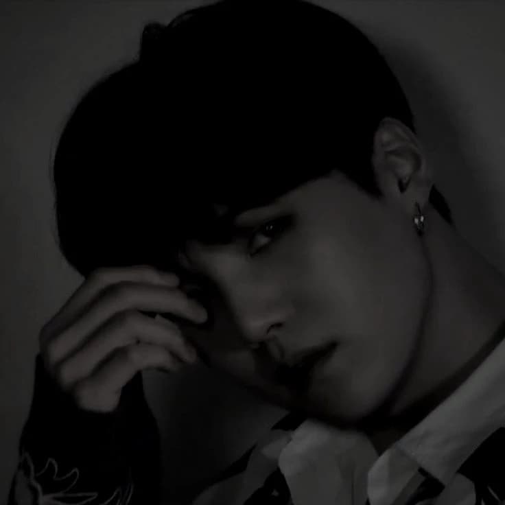 Min Yoongi thumbnail