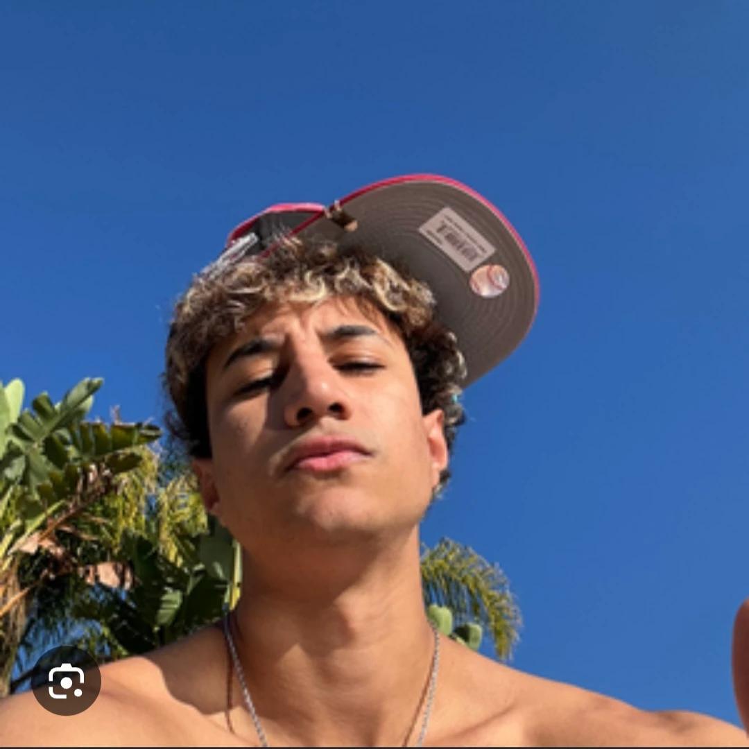 Tota  thumbnail