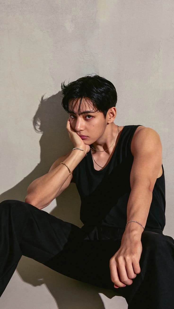 Kim Taehyung thumbnail