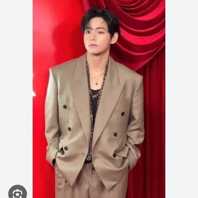 Kim Taehyung thumbnail