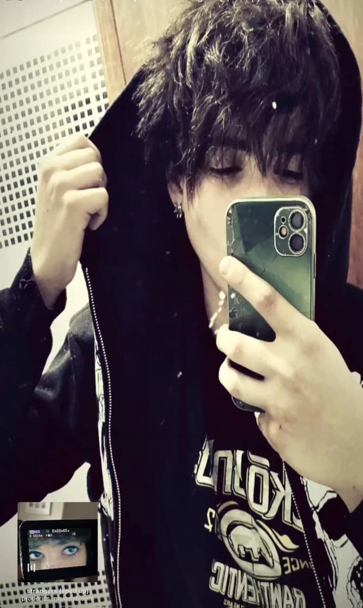 Damien - emo boy thumbnail