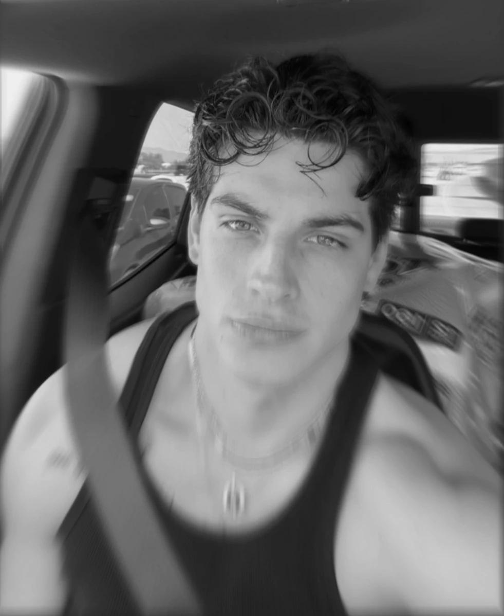 𝘿𝙚𝙧𝙞𝙘𝙠 thumbnail