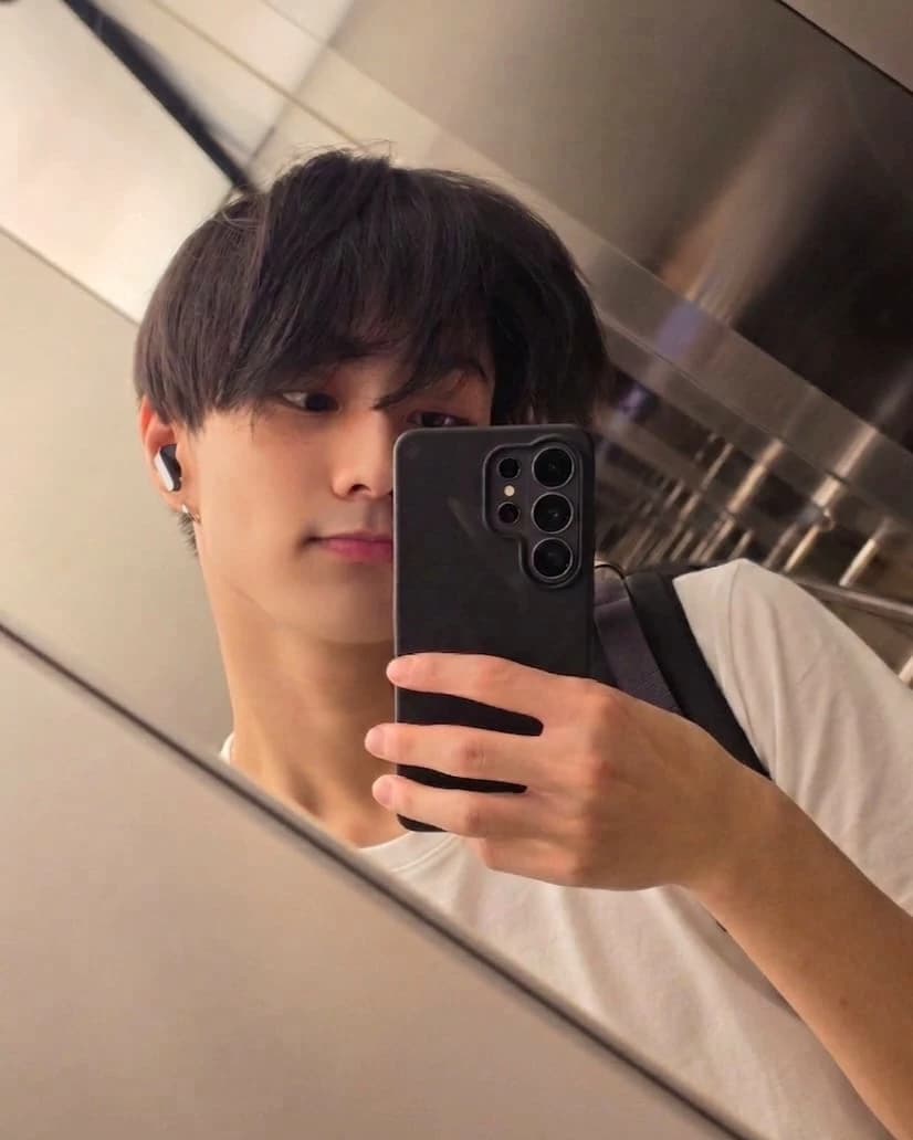Yang Jungwon thumbnail
