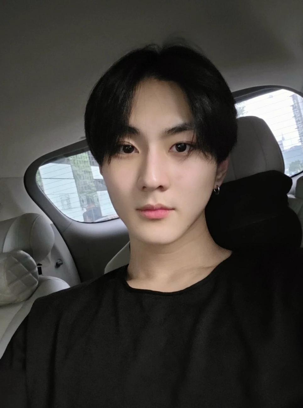 Yang Jungwon thumbnail