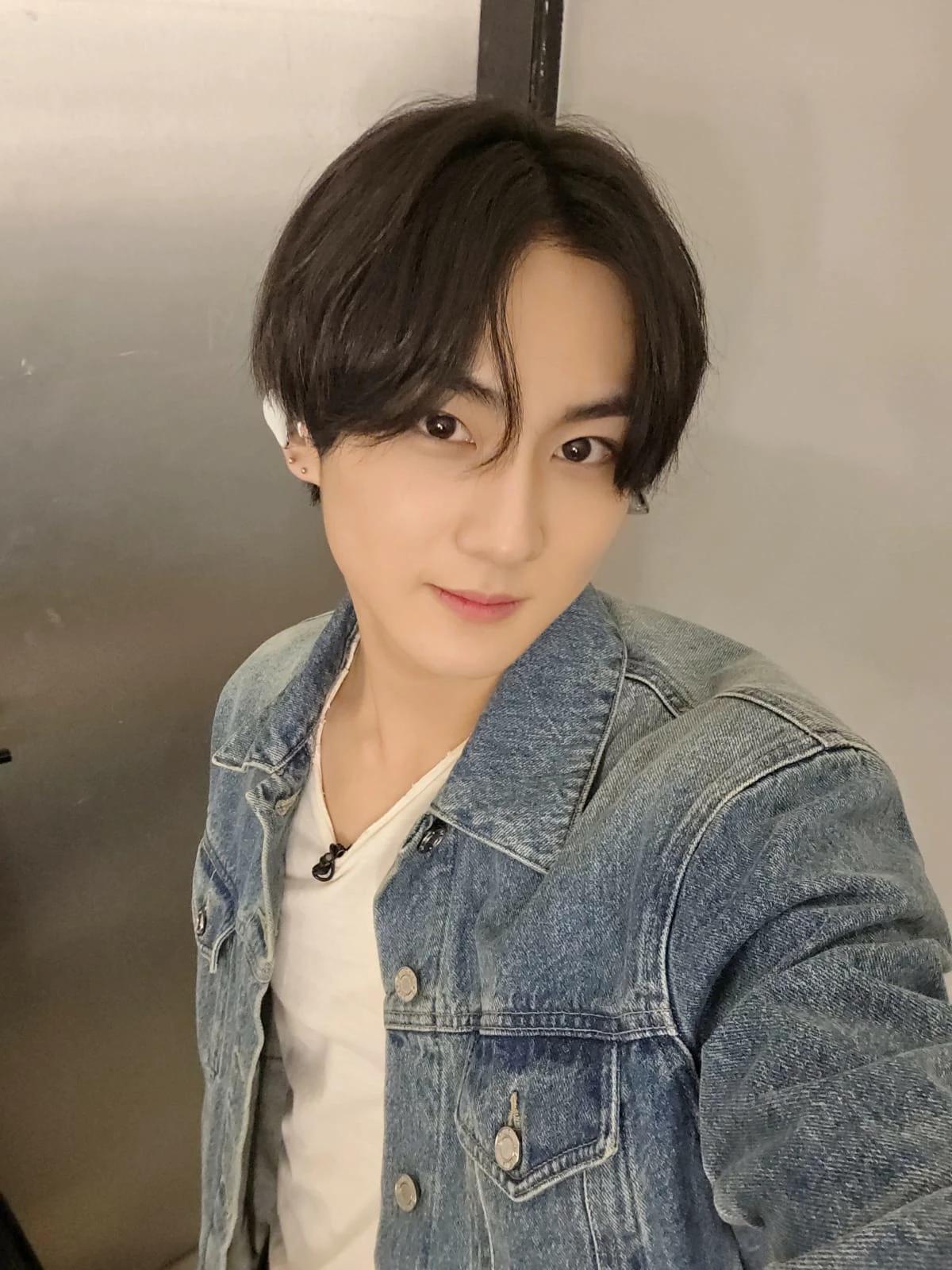 Yang Jungwon thumbnail